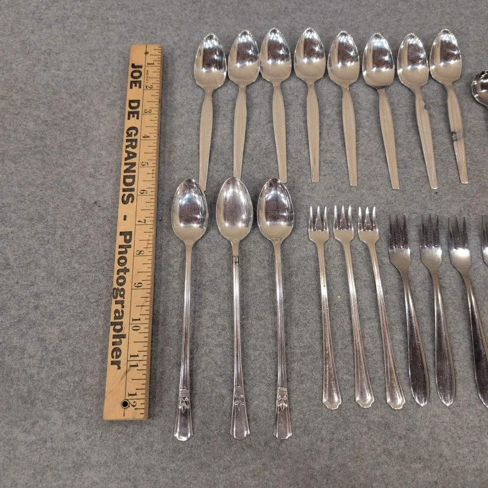 Court Silver Plate Mixed Flatware Lot 21 Pieces Spoons Forks Silver Tone Cutlery - Picture 2 of 3